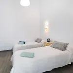 Precioso En Junto Al Mercado