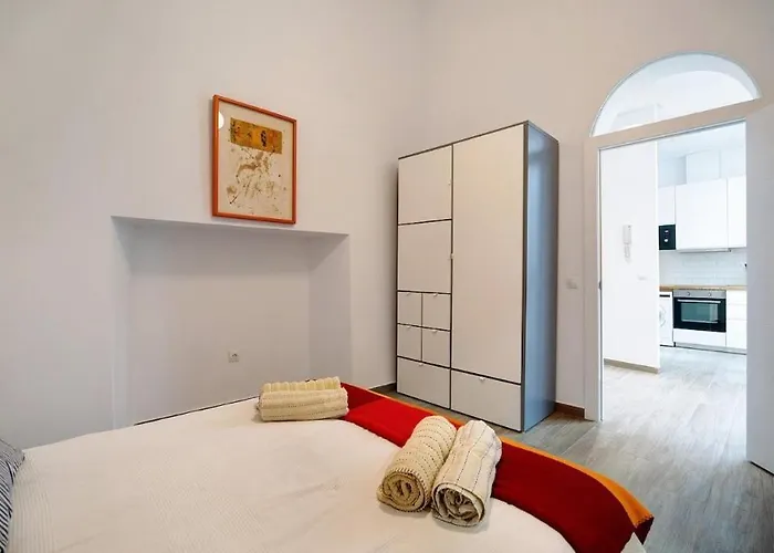 Precioso En Junto Al Mercado Apartment *